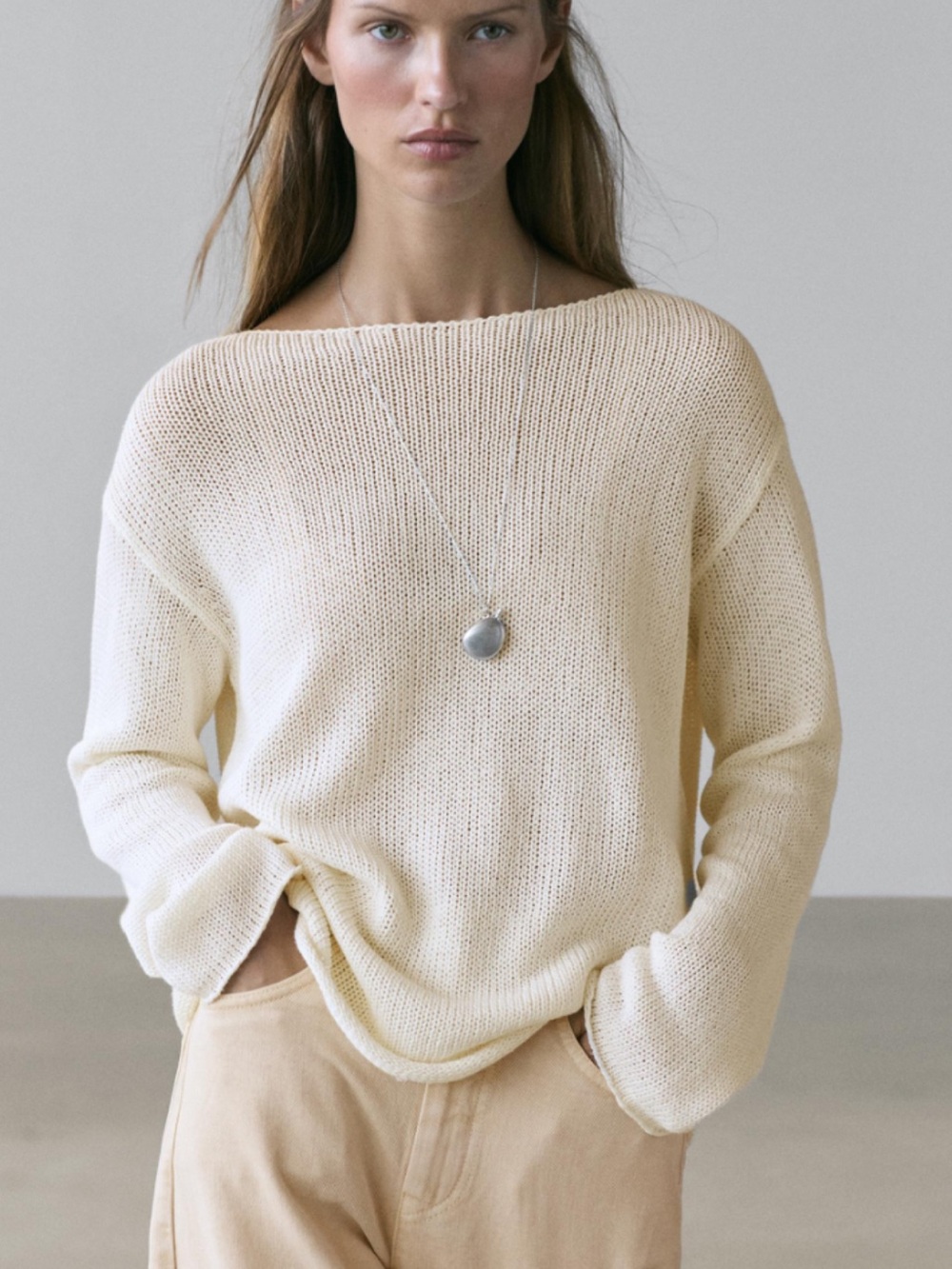 Massimo Dutti Cream Off-the-Shoulder Knit Sweater xs
